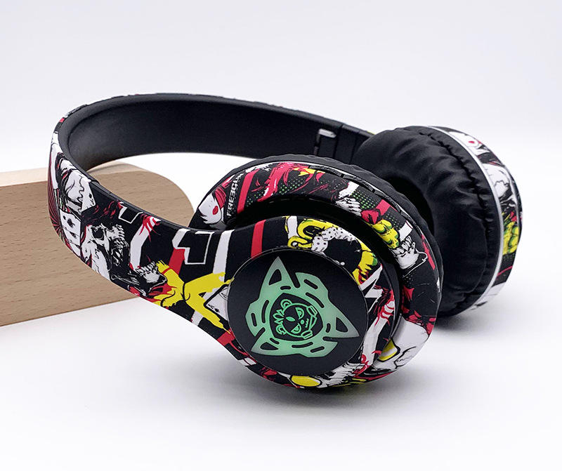 P35 Wireless Headphones – Foldable, High Bass Sound