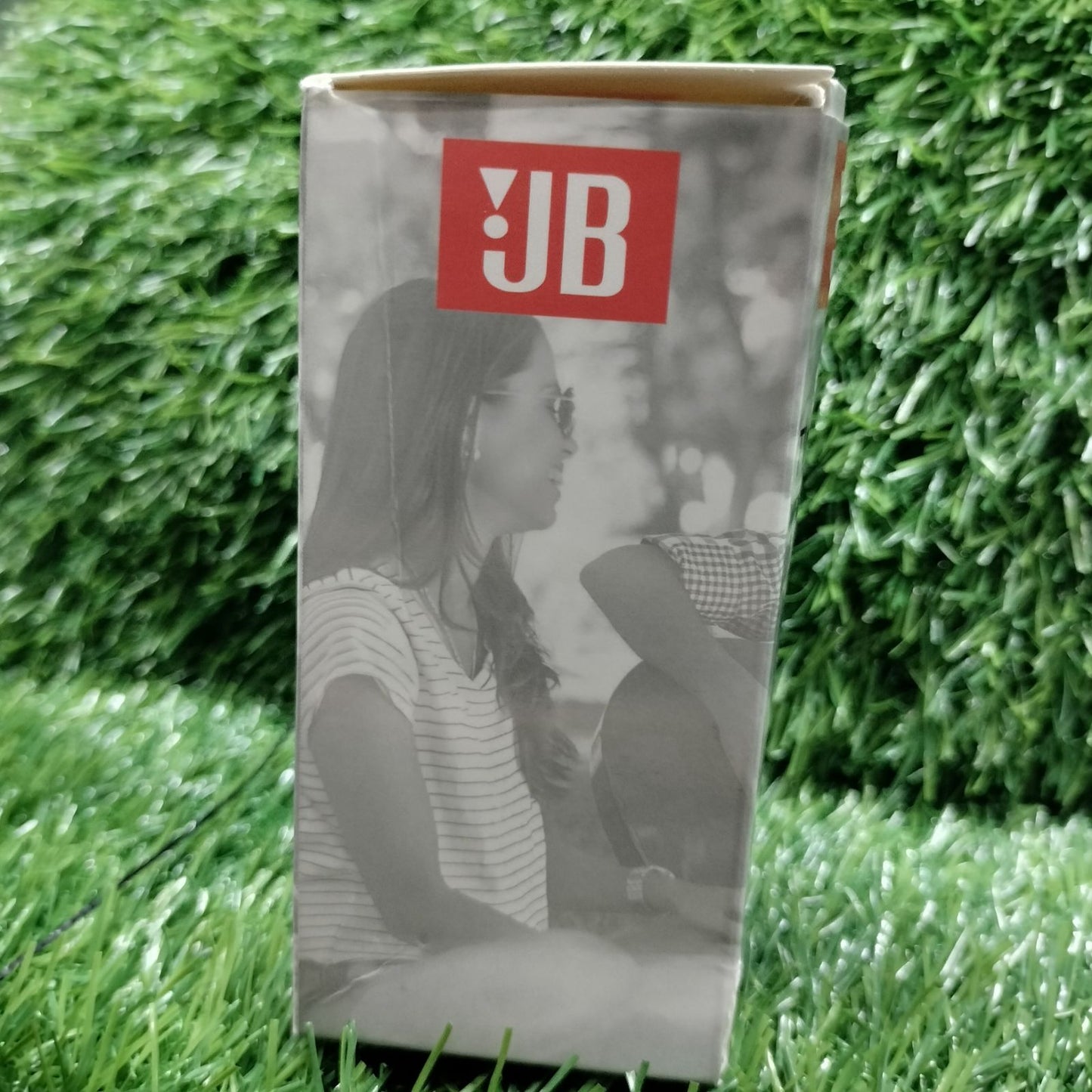 JB True Sound Hi-Res Mini Wireless Speaker