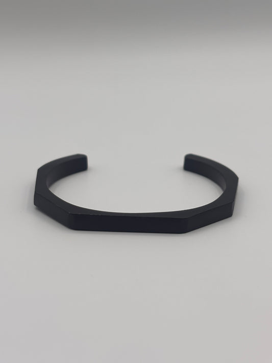 Minimal Black Open Cuff Bracelet – Modern Matte Finish