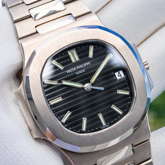 Patek Philippe – Elegant Black Dial