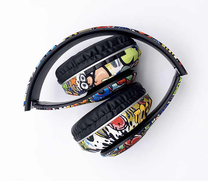 P35 Wireless Headphones – Foldable, High Bass Sound