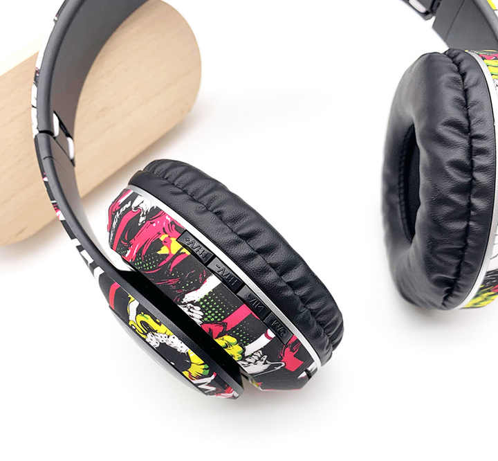 P35 Wireless Headphones – Foldable, High Bass Sound