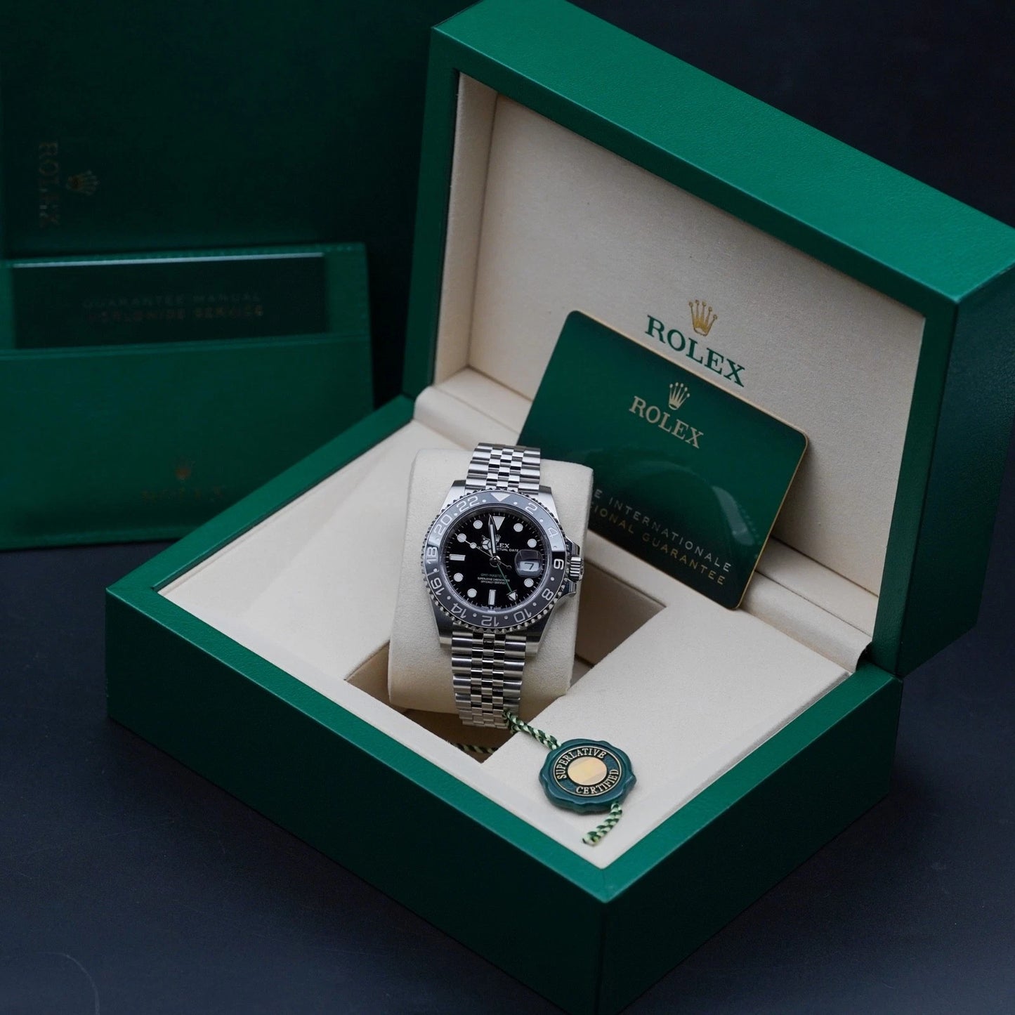 GMT-Master II Style Replica Watch – Grey & Black Bezel, Black Dial, Jubilee Bracelet 40mm | storeapna